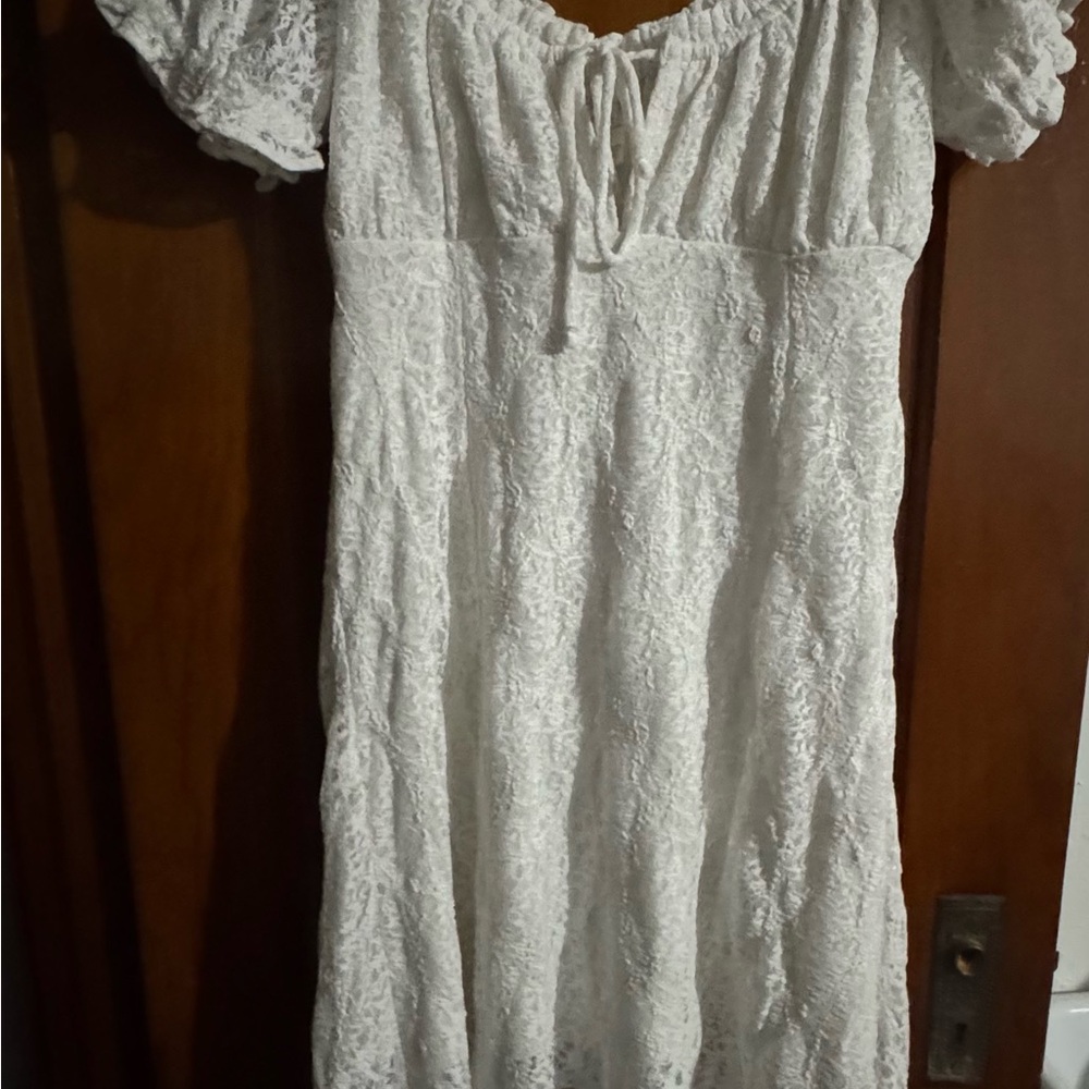 Elegant White Lace Dress